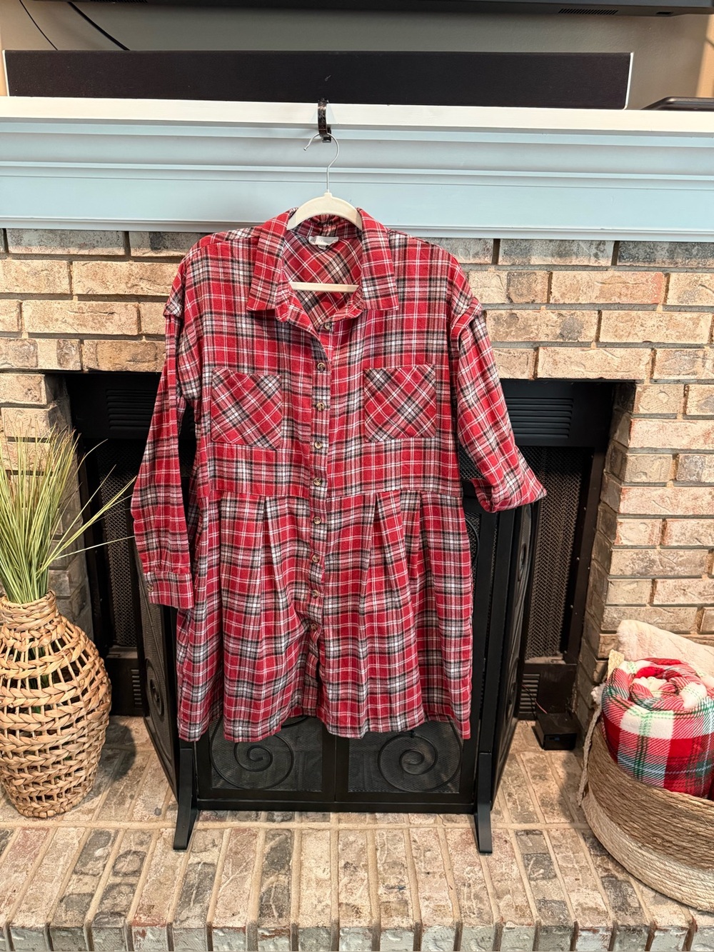 SL Apparel flannel plaid dress, red multi, Large, EUC